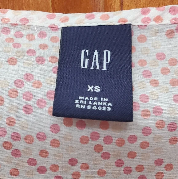 Donating Soon! Gap Peplum Top, Size XS - Picture 6 of 6
